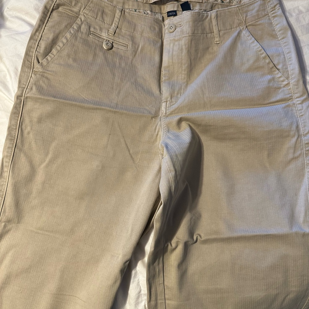 American Eagle Outfitters Khaki Chinos